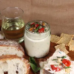 Fetta Sour Cream Spread
